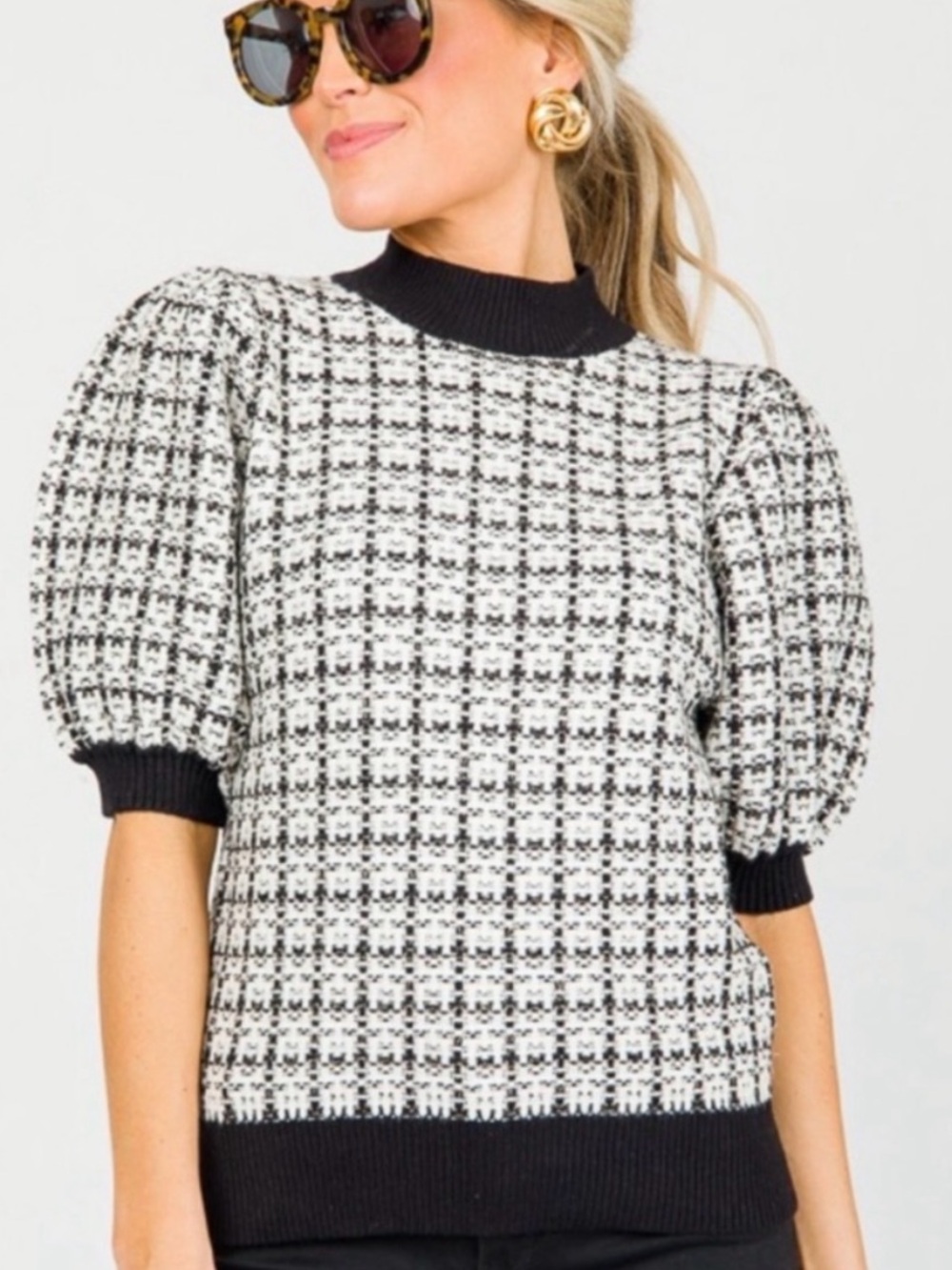 THML Textured Tweed Knit Puff Sleeve Sweater Top in Black, Size Small, EUC